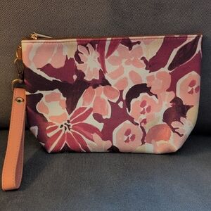 Thirty-One Floral Wristlet With Extra Strap